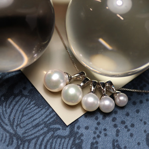 Pearls W